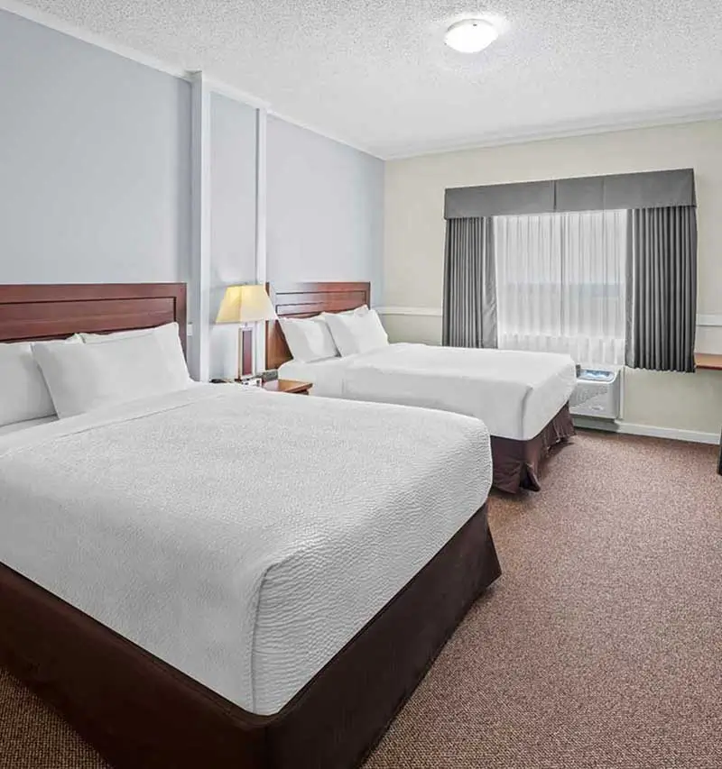 Lamont Guest room two queens