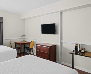 Two Queens Suite dresser